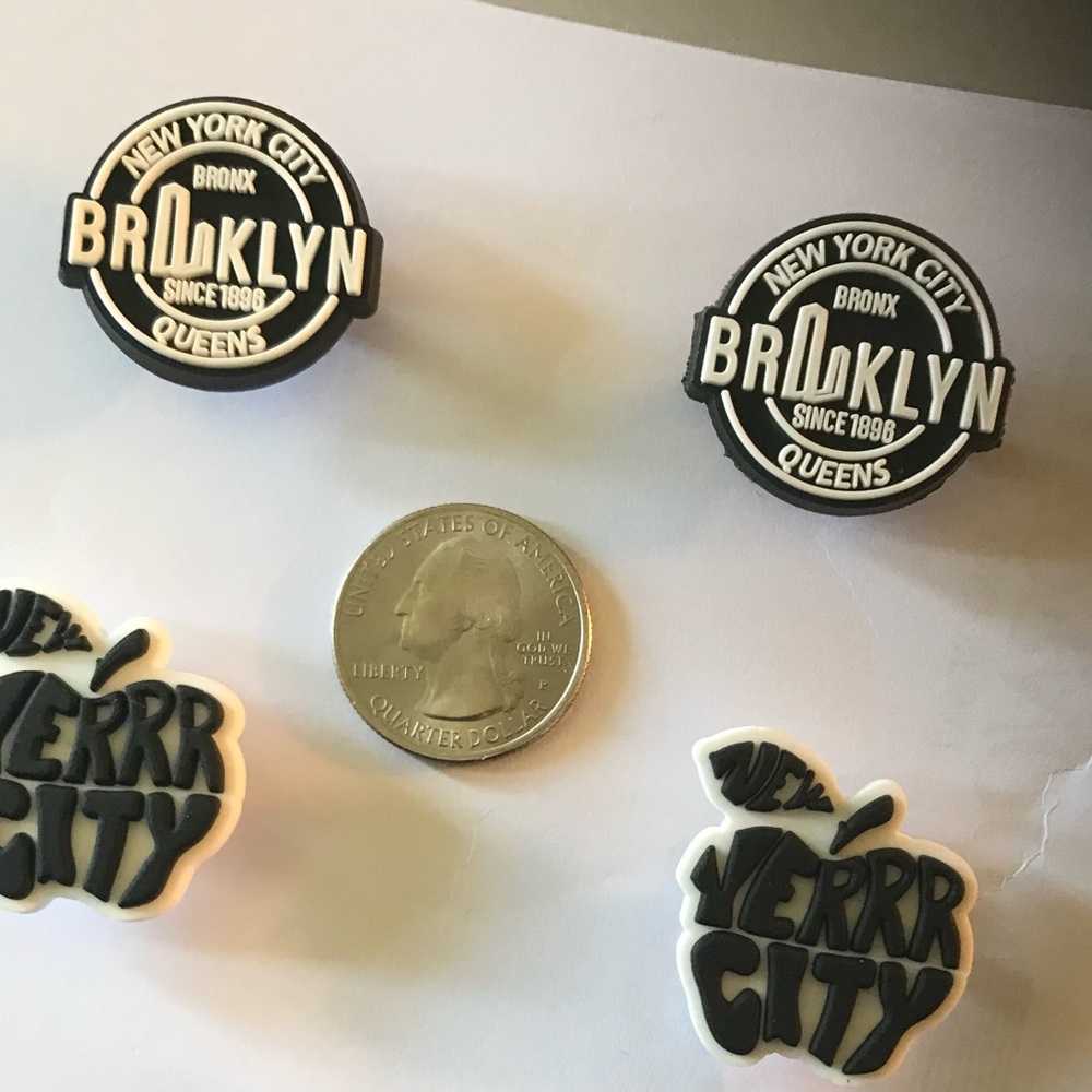 Black and White Brooklyn New Yerrr City Shoe Charms